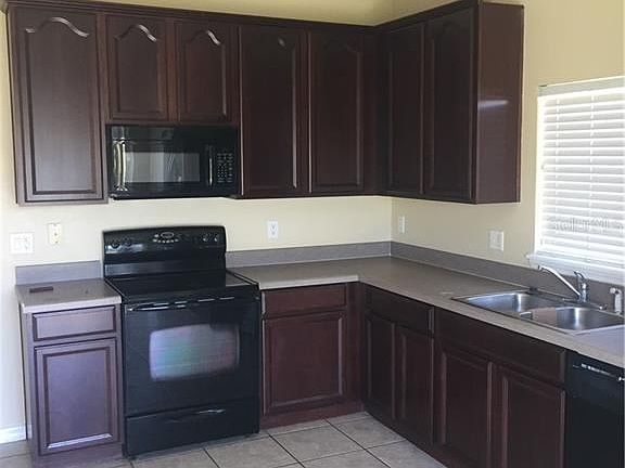 5th image of 552 Casa Marina Pl