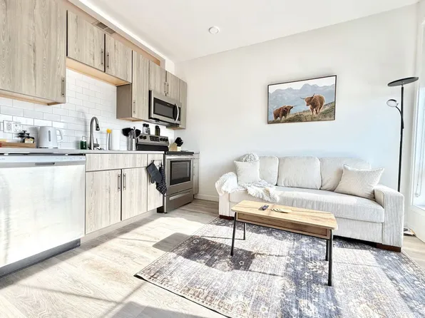 501 N Perth St, Philadelphia, PA