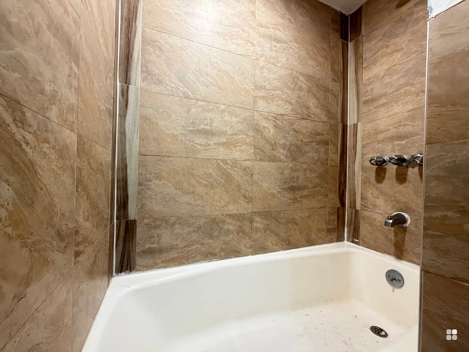 2 bed, 800 sqft, $1,850 — Photo 4