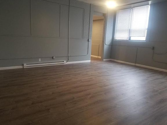 3rd image of 345 6th St #302