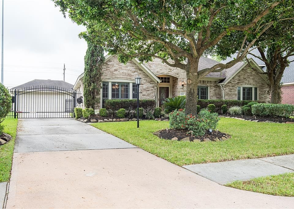 1st image of 18411 Camellia Estates Ln