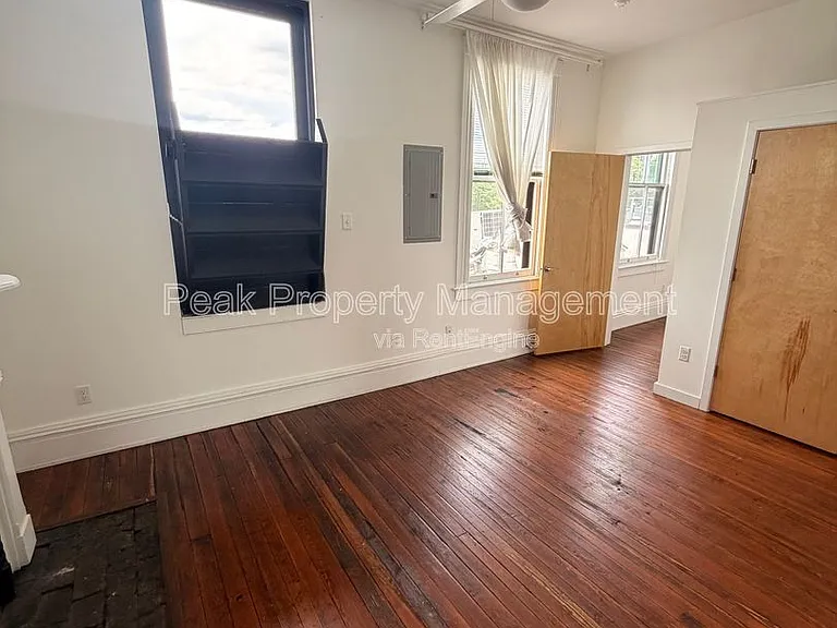 1309 Hull St — Photo 18