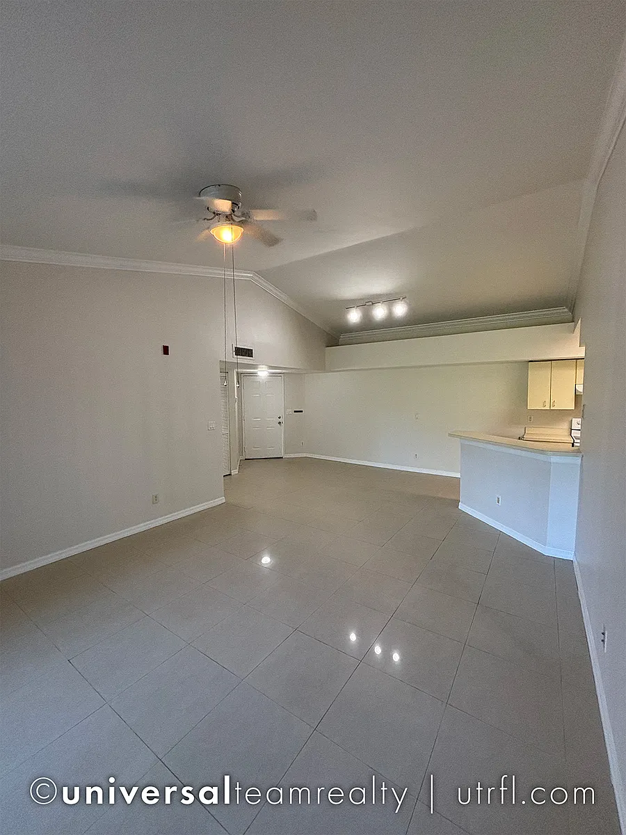 Living area - 13535 Eagle Ridge Dr #728