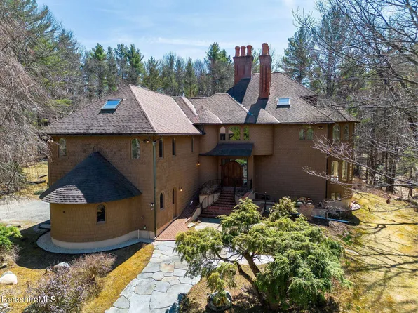 293 New Marlborough Sandisfield Rd, Great Barrington, MA 01230