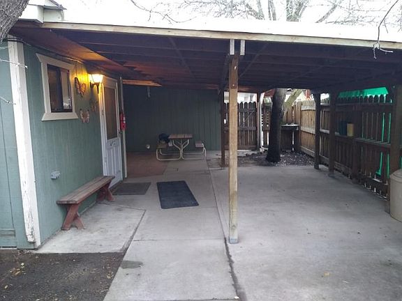 2nd image of 6071 Jackrabbit Ln APT C