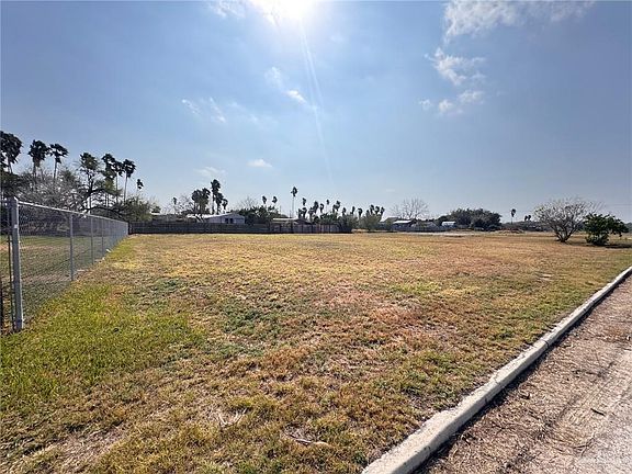 2nd image of 10912 Cantu Dr