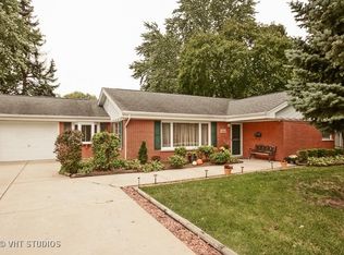 6913 W 113th St, Worth, IL