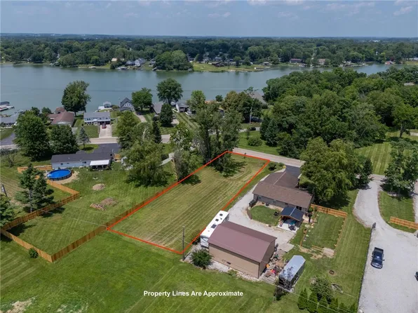 1138 Apache Trl, Jamestown, OH 45335