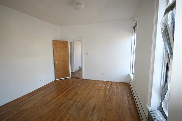 Rented by Rental Solutions Inc | media 38