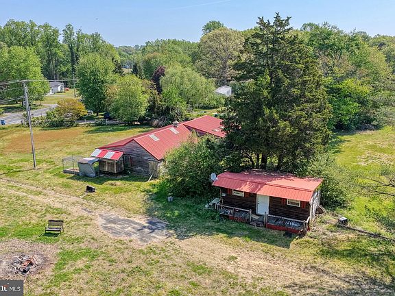 5th image of 3448 Irish Hill Rd