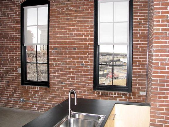 3rd image of 614 S 7th St Unit 301