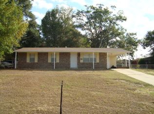 1554 Donald Dr, Columbus, GA 31907