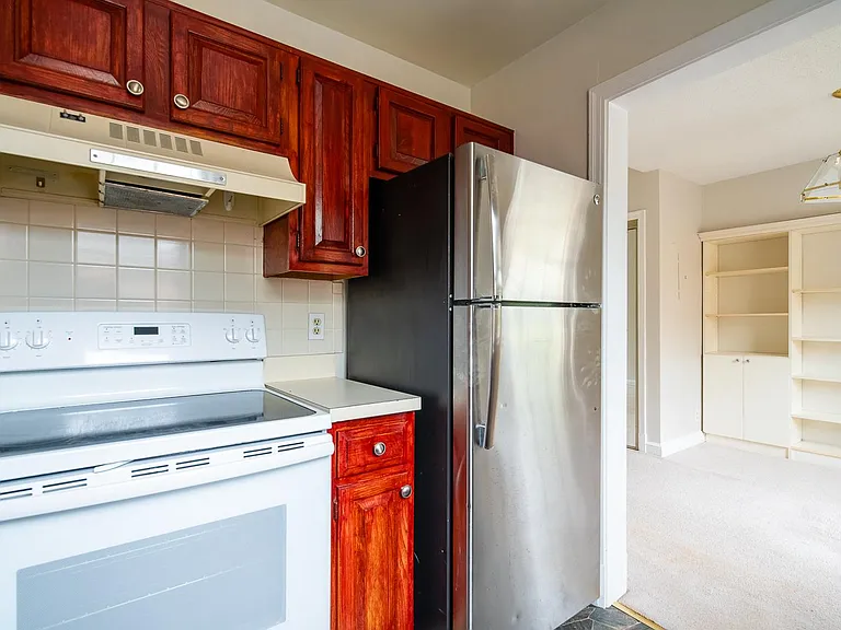 2405 Arlington Blvd #202 — Photo 12