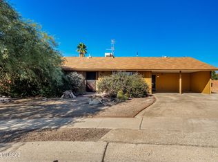 8067 E 7th St, Tucson, AZ 85710
