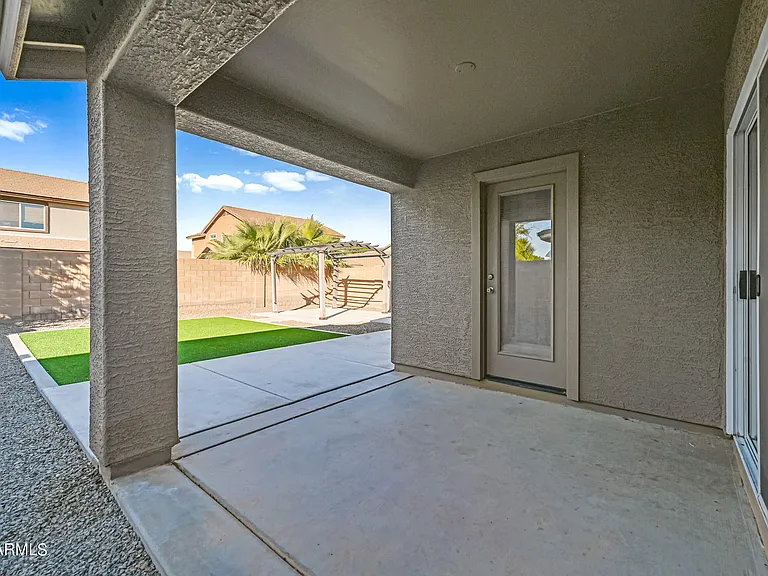 41284 W Cahill Dr — Photo 10