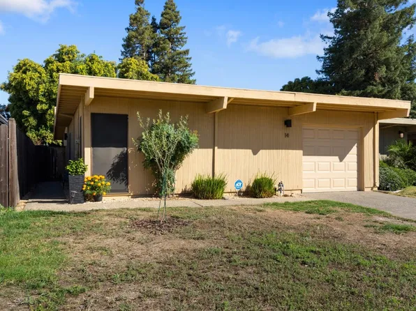 14 Paddle Ct, Sacramento, CA 95833