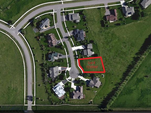 3rd image of White Eagle Cir