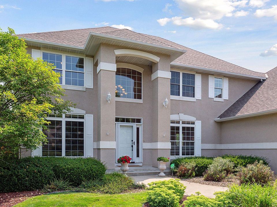 1st image of 8325 Stone Creek Dr