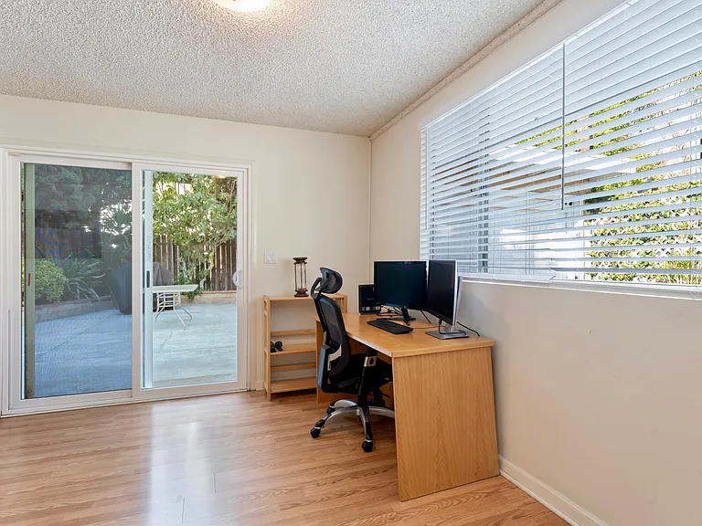 2423 San Pasqual St — Photo 32