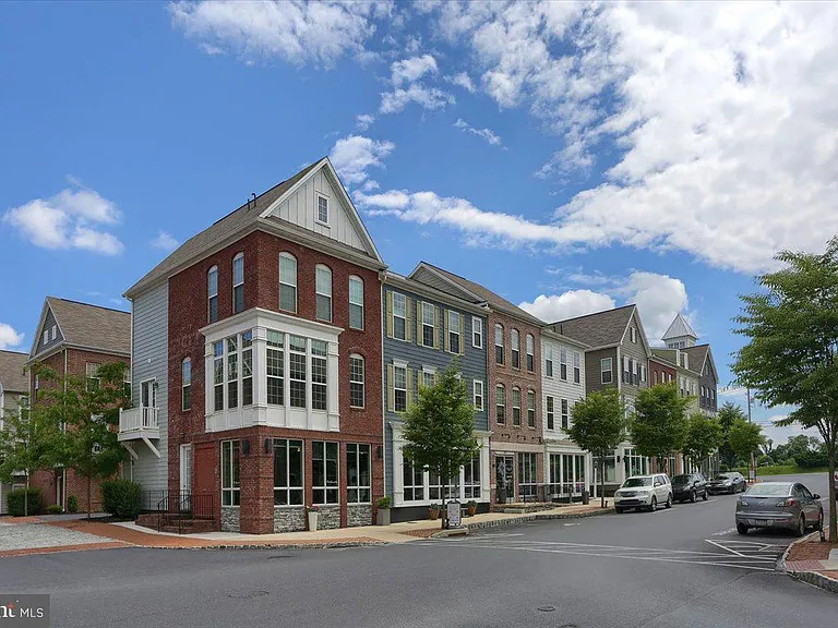 405 Line Rd — Photo 29