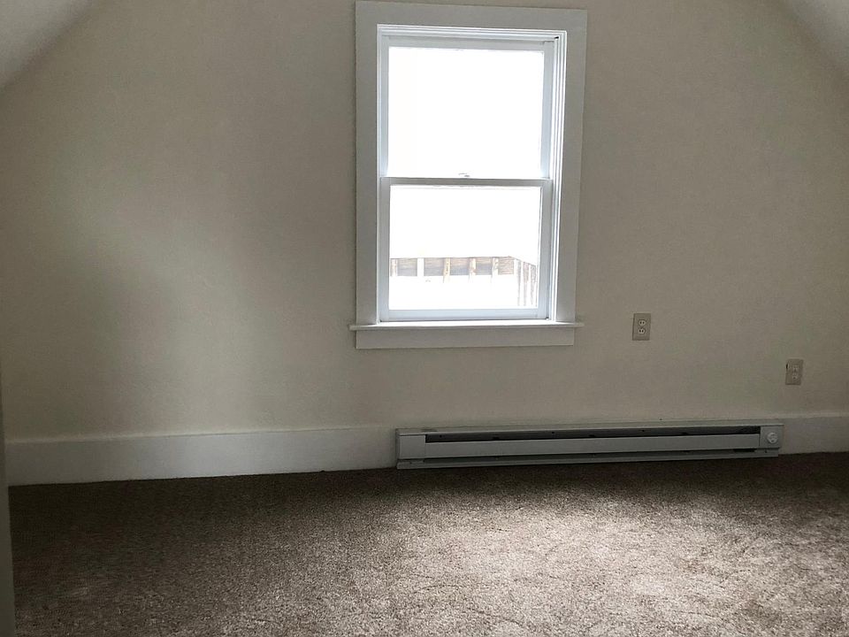 57 Union St Somersworth NH Zillow