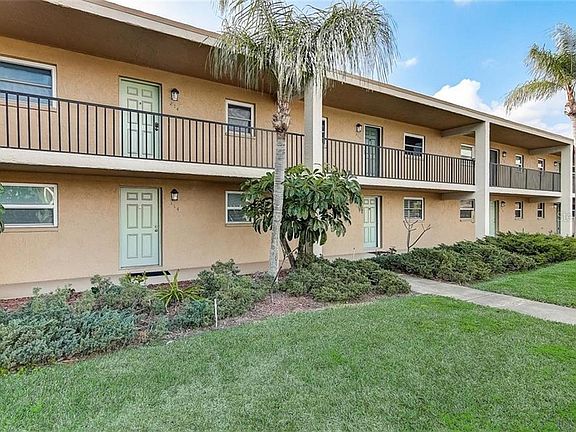 2nd image of 12300 Park Blvd APT 215