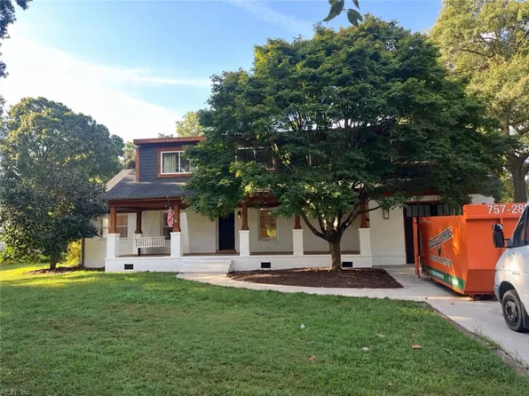 1013 Chumley Rd, Virginia Beach, VA 23451