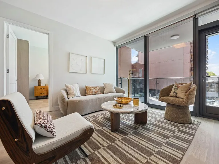 38-20 Parsons Blvd #710 — Photo 4