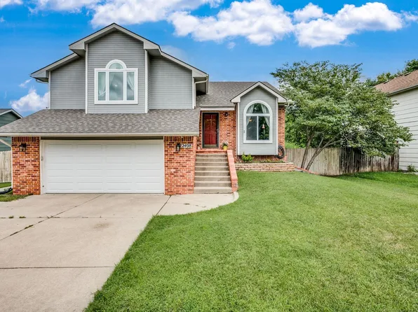 2408 N Persimmon St, Derby, KS 67037