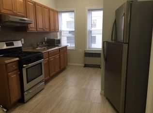131 Engert Ave APT 2L, Brooklyn, NY