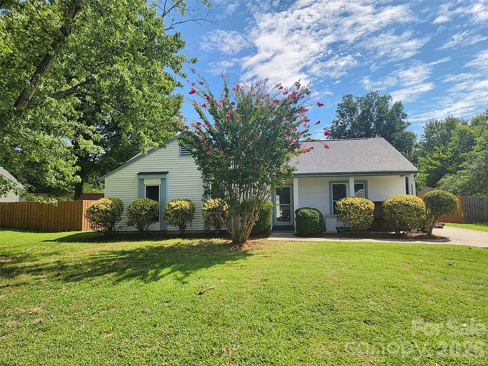 1st image of 11318 Treebark Dr