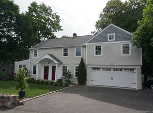 161 Summer St #A, New Canaan, CT 06840
