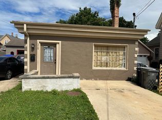 315 Douglas Ave, Elgin, IL 60120