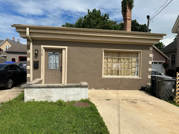 315 Douglas Ave, Elgin, IL 60120