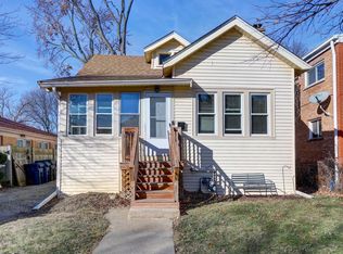 2211 Foster St, Evanston, IL 60201