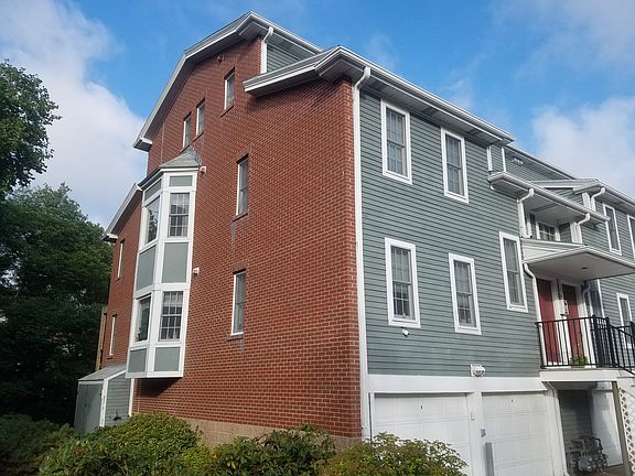 3rd image of 22 N Stone Mill Dr #1121