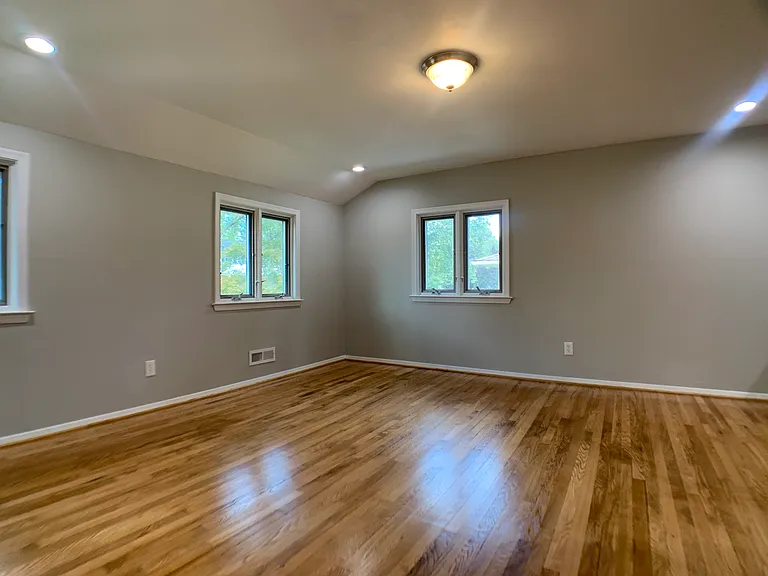2113 Folkstone Rd — Photo 17