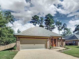 616 Hampshire Dr, Brandon, MS