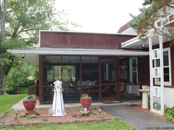 616 Creekside Rd, Kingston, NY 12401