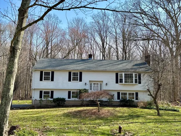 15 Stepping Stone Lane, Madison, CT 06443