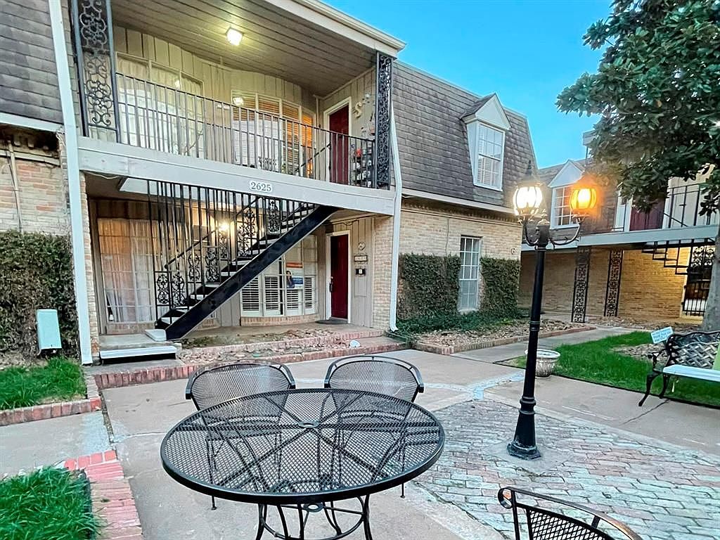 2625 Marilee Ln APT 2, Houston, TX 77057 Zillow