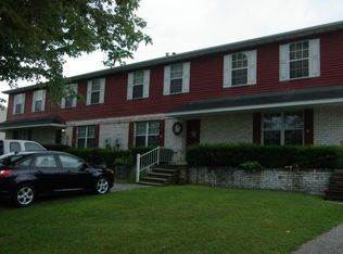 38 Conewago Dr, Hanover, PA 17331