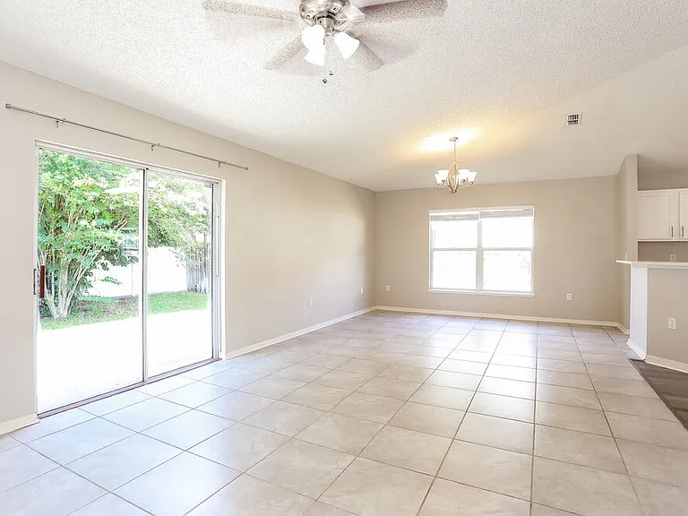 11157 Wyndham Hollow Ln — Photo 9