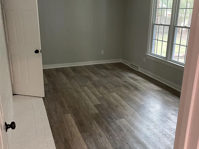 1516 Clearwood Rd — Photo 12