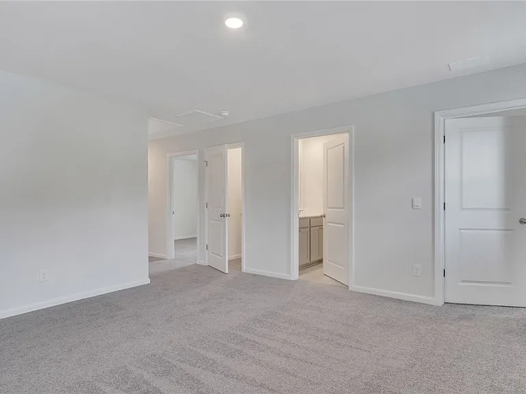 146 Coby Ln — Photo 7