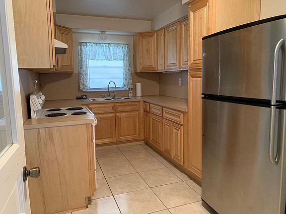 4th image of 6215 Fordham Cir E