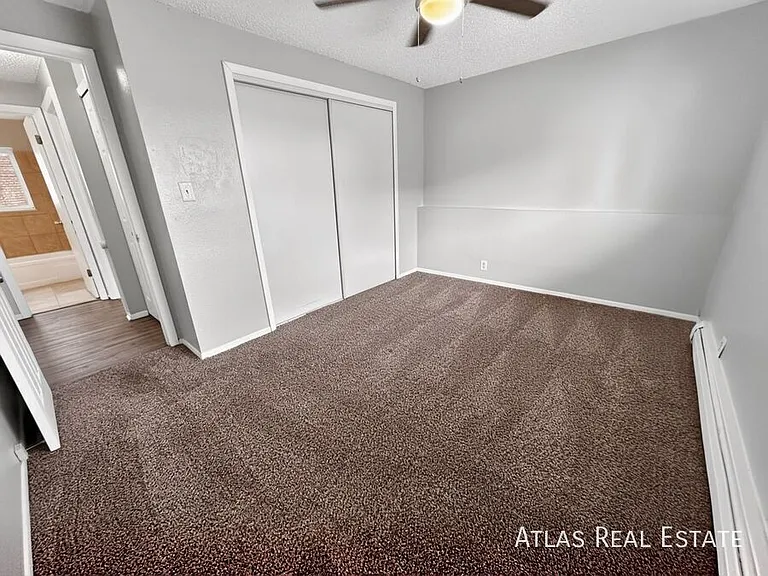 2116 Friendship Pl #4 — Photo 12