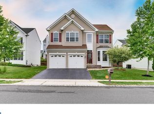 11 Seneca Ln, Bordentown, NJ 08505