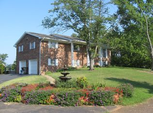 457 Windy Hill Ln, Strawberry Plains, TN 37871