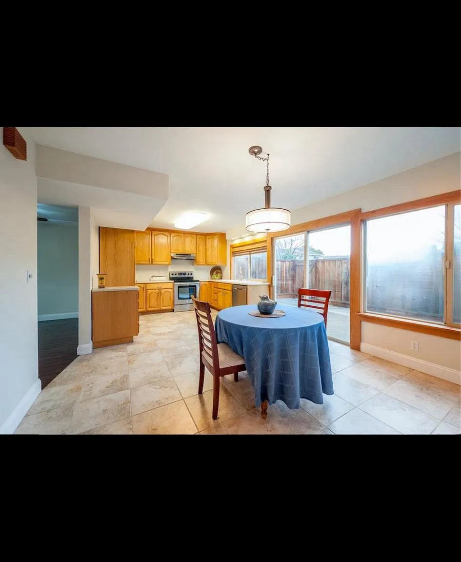 4 bed, 1432 sqft, $4,850 — Photo 3